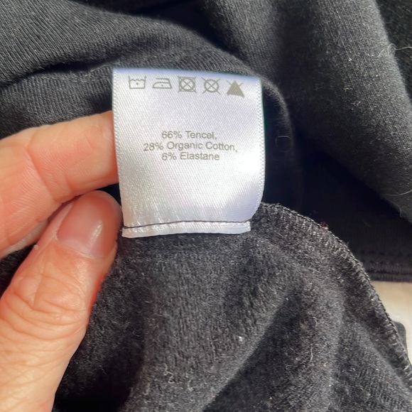 Cobalt District Black Crew neck sweatshirt.  Size M - Picture 4 of 5